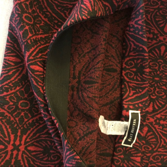 Printed Pencil Skirt - Picture 5 of 6